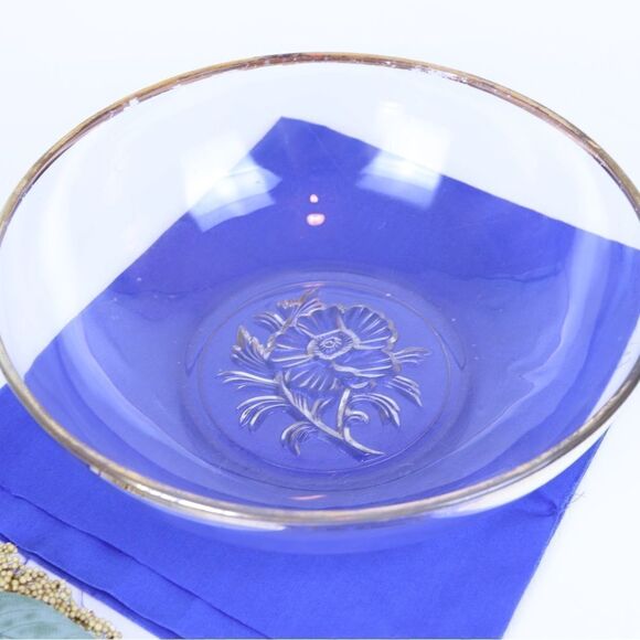 Gailstyn Glass Punch Bowl with 6 shot glasses "It's a Dilly" design w/gold rim - Picture 7 of 8